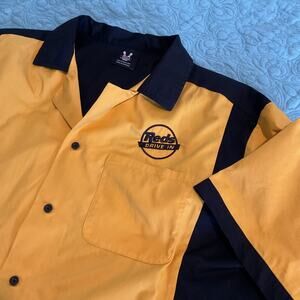 Hilton Bowling Retro Reds Drive In Button Up Bowling Shirt L